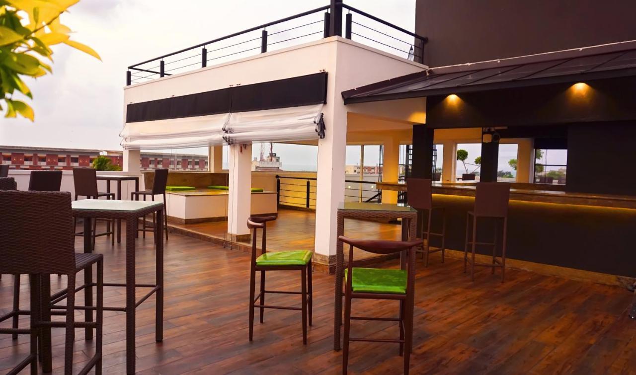 נגומבו Belmont Boutique Hotel - Free Airport Shuttle Service מראה חיצוני תמונה