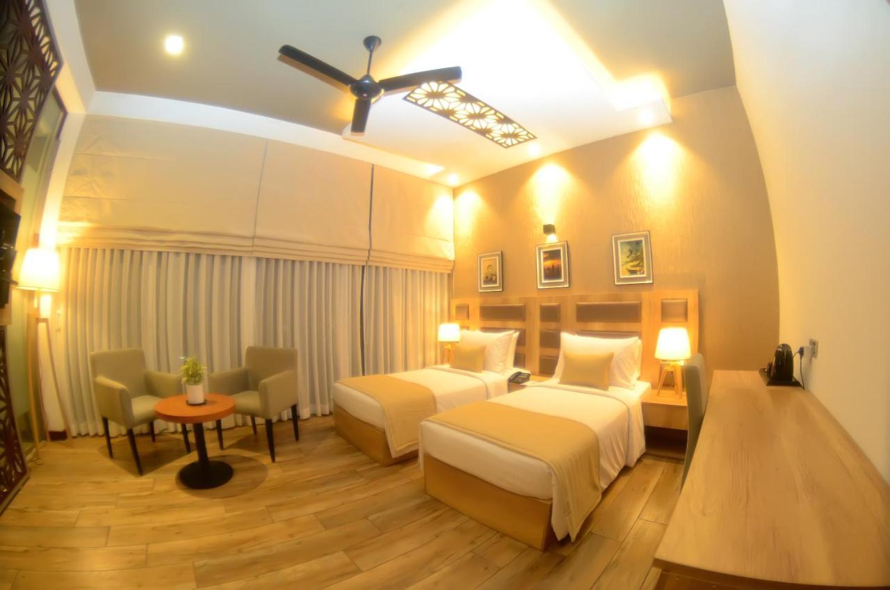 נגומבו Belmont Boutique Hotel - Free Airport Shuttle Service מראה חיצוני תמונה
